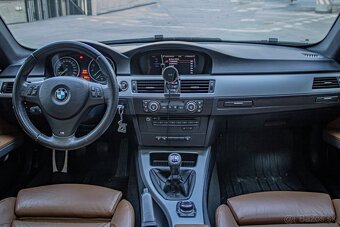 BMW Rad 3 Coupé 325i - 11