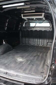 Hyundai H1 2.5 CRDI - 11