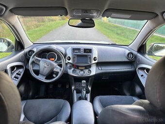 Predam Toyota Rav4 2,2 diesel 110KW 4x4 R.V 2013 112 600 - 11