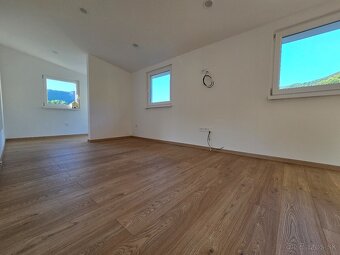 NOVOSTAVBA RODINNéHO DOMU ALEBO CHALUPY - 11