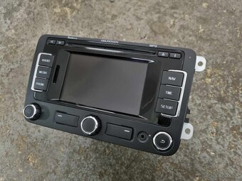 PREDAM AUTORADIO SKODA AMUNDSEN dotykové s GPS - 11
