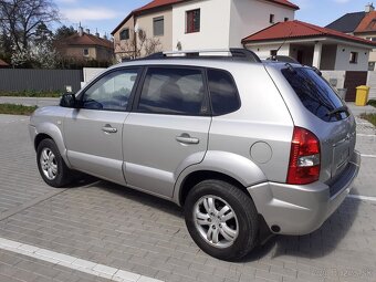 Hyundai Tuscon 2.0 104kw benzin-plyn - 11