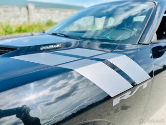 Dodge Challenger R/T Plus V8 5.7 Hemi - 11