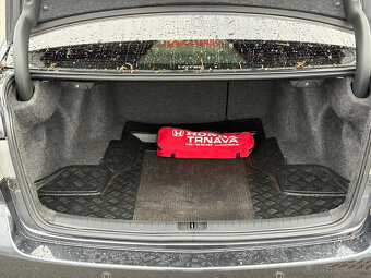 Honda Accord 2.2i-DTEC - 11