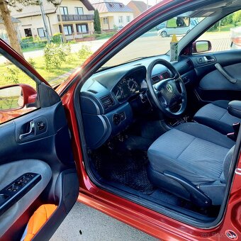 Skoda octavia 1.8 Turbo - 11