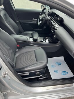 MERCEDES-BENZ A hatchback 200 120 kW // VIRTUAL//TOP STAV// - 11