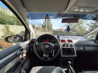 VW cross touran - 11
