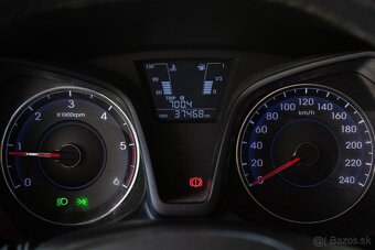 Hyundai ix20 1.6 CRDi HP DOHC 16V Style - 11