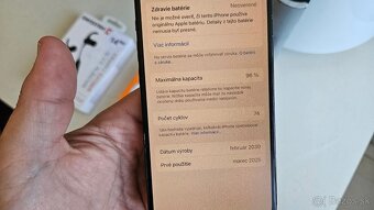Apple iPhone 15 tmavý 128GB - aj vymením - 11