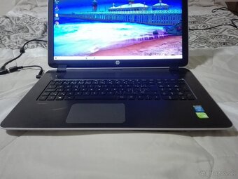 HP 17 s BeatsAudio. i5. 8 GB. 256 GB SSD. 17“ HD+.nVidia 6GB - 11