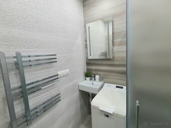 MODERNÝ BYT S PANORAMATICKÝM VÝHĽADOM NA MALÉ KARPATY - 11