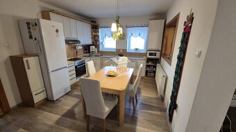 Predaj, samostatne stojaci RD, Brodské, pozemok 1180m2, ZNÍŽ - 11