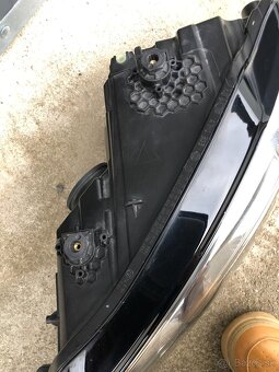 PREDNI svetla svetlo vw caddy 15-20 h7 prave leve - 11