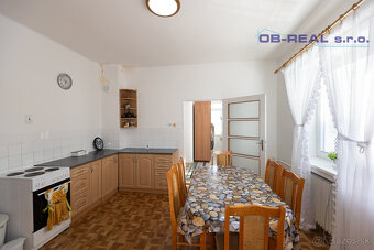 Predaj podpivničeného 3izb RD 161m2, všetky IS, pozemok 1635 - 11