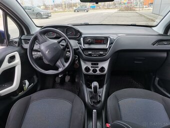 Peugeot 208 - 11
