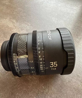 Canon Cinema EOS C70 - 11
