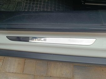 Peugeot 2008 1.2 Active Style - 11