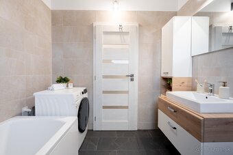 Moderný bungalov s krásnym pozemkom 700m2/Podhorie - Beluša - 11