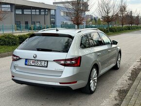 Škoda Superb 2.0 TDi DSG 140kw/190hp Ako nové kúpené v SR - 11