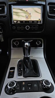 Predám Volkswagen Touareg - 11