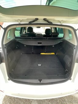 Opel Zafira Tourer Mpv 100kw Manuál 1,6 diesel - 11