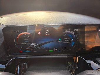 Mercedes-Benz EQA 250 Electric - 11