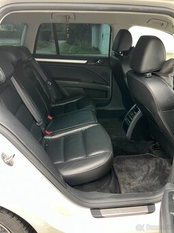 Škoda Superb 2 Combi 2.0TDI DSG 125 kW, r. v. 2011 - 11
