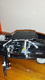Rôzne LEGO + LEGO Technic Dodge Charger" (42111) - 11