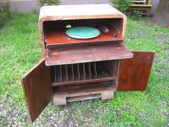 Retro gramoskrinka Supraphon - 11