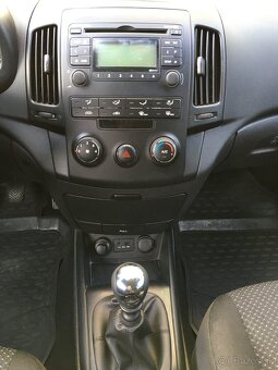 HYUNDAI I30 1.4 i 16V CVVT Benzin - 11