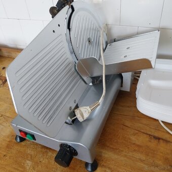 Rozpredam zariadenie kuchyne, reštauracie , ubytovne - 11