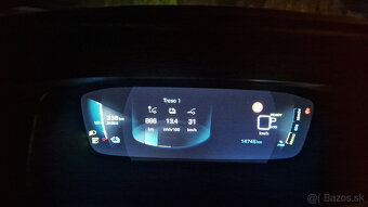 Peugeot e-2008 GT - 11