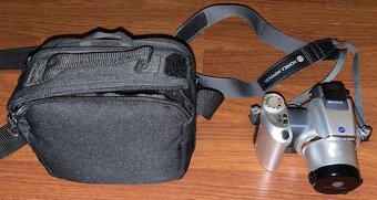 Predam Minolta DiMAGE Z2 digitálni fotoaparát - 11