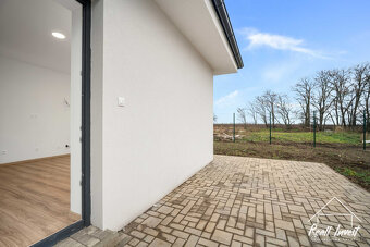 4-izbový rodinný dom na predaj v Cíferi - časť Karlov Dvor - 11