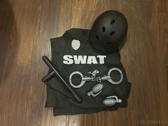 Hračky a hudobné nástroje - 11