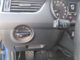 Škoda Octavia Combi 2.0 TDI Elegance/Style - 11