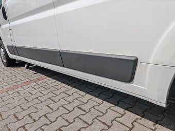 Predám dodávku Peugeot Boxer s motorom 3,0 iveco - 11