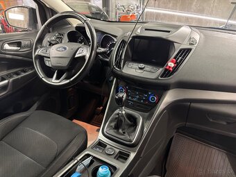 Ford Kuga - 11