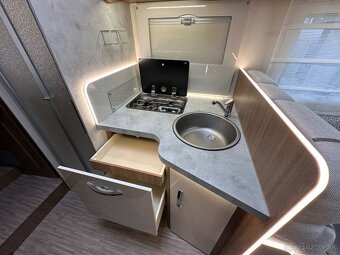 OBYTNÝ AUTOMOBIL MiLLER MONTANA - 11