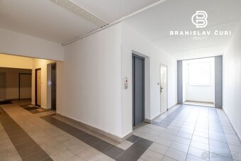 REZERVOVANÉ - PREDAJ 3-IZBOVÉHO BYTU V PÔVODNOM STAVE - Palá - 11