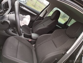 Škoda Karoq - 1.5TSI 110KW, manuál, tažné, full led - 11