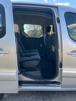 CITROEN BERLINGO MULTISPACE 1,6 DISEEL NOVÁ STK EK - 11