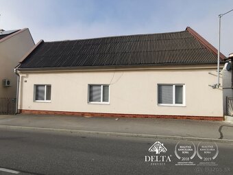 DELTA - Krásny rodinný dom s garážou na predaj Krompachy - m - 11