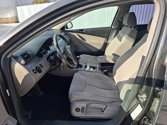 Volkswagen Passat B6 variant 1.9 77kw - 11