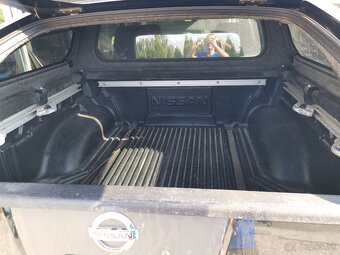 Nissan Navara 2.5 dCi - 11