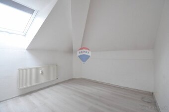 PREDAJ, 2-izbový podkrovný byt v Poprade, Ul. Ludvíka Svobod - 11
