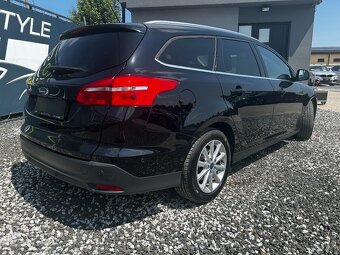 Ford Focus 1.5 TDCi - 11