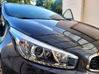 Kia Ceed SW 1.6 CRDi A7 Platinium R.V.2016 - 11