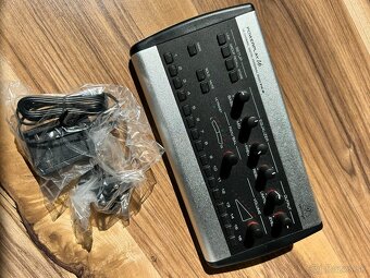 Behringer Powerplay P16-I + 4× P16-M + príslušenstvo - 11