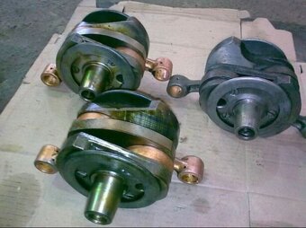 Originální nové válce písty kroužky z vojenského depozitu - 11